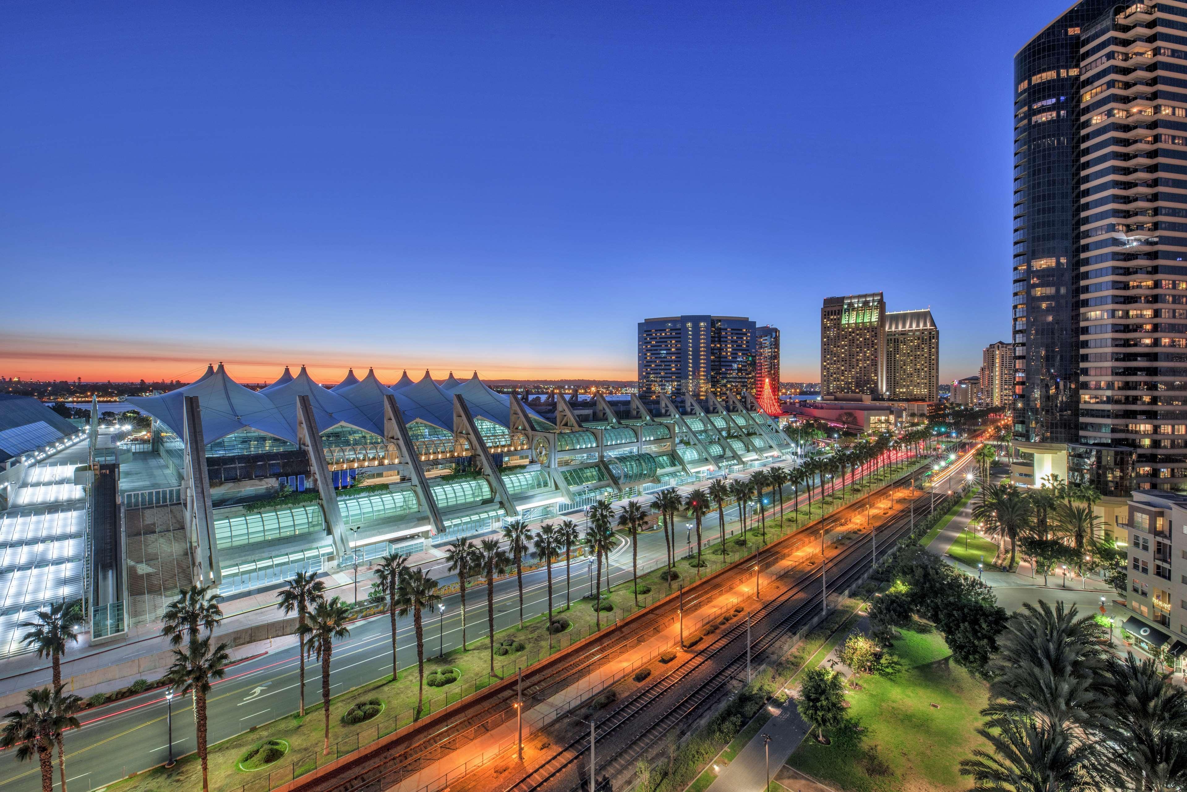 Hilton San Diego Gaslamp Quarter Exterior foto